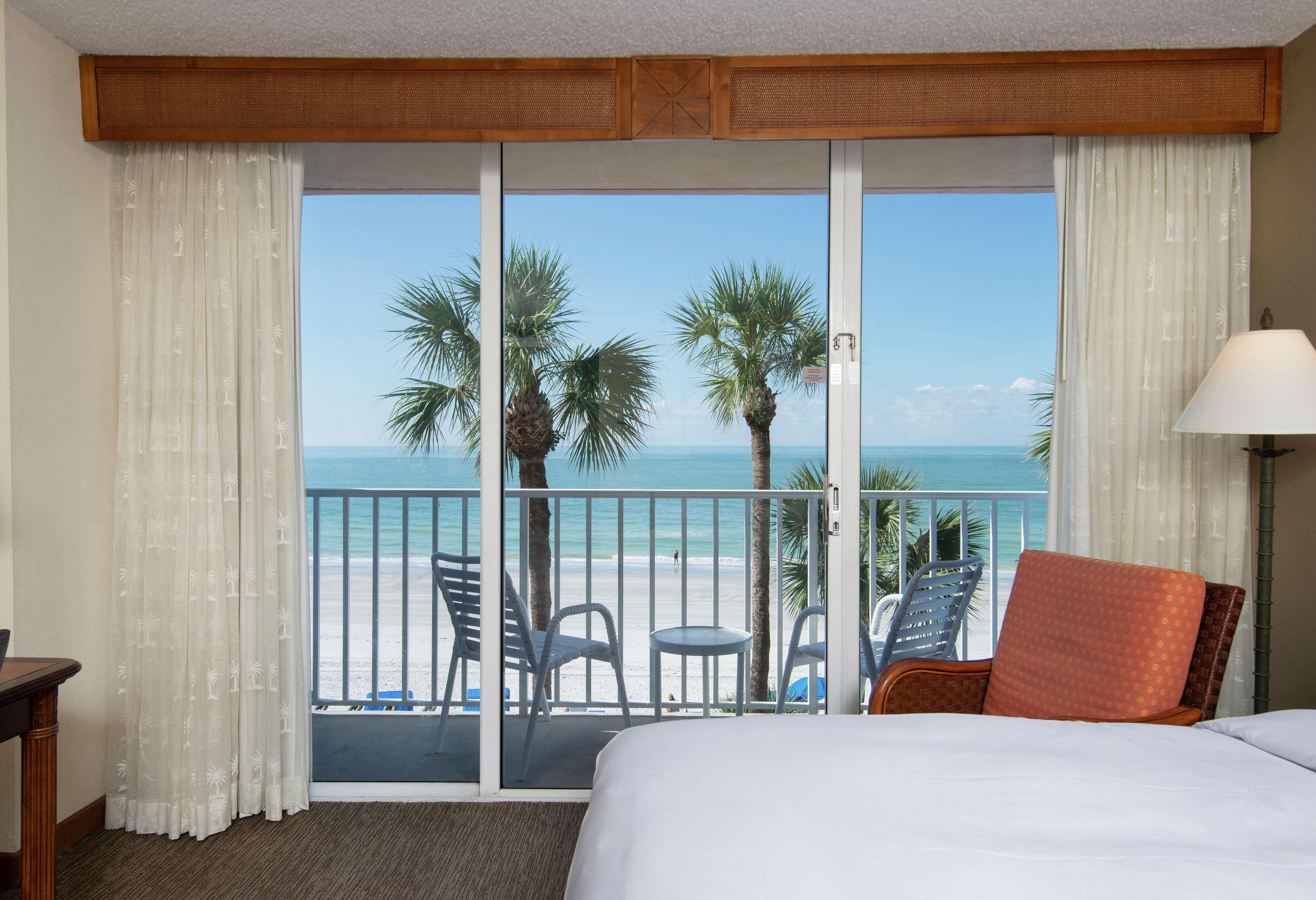 Doubletree Beach Resort By Hilton Tampa Bay - North Redington Beach St. Pete Beach Exterior photo