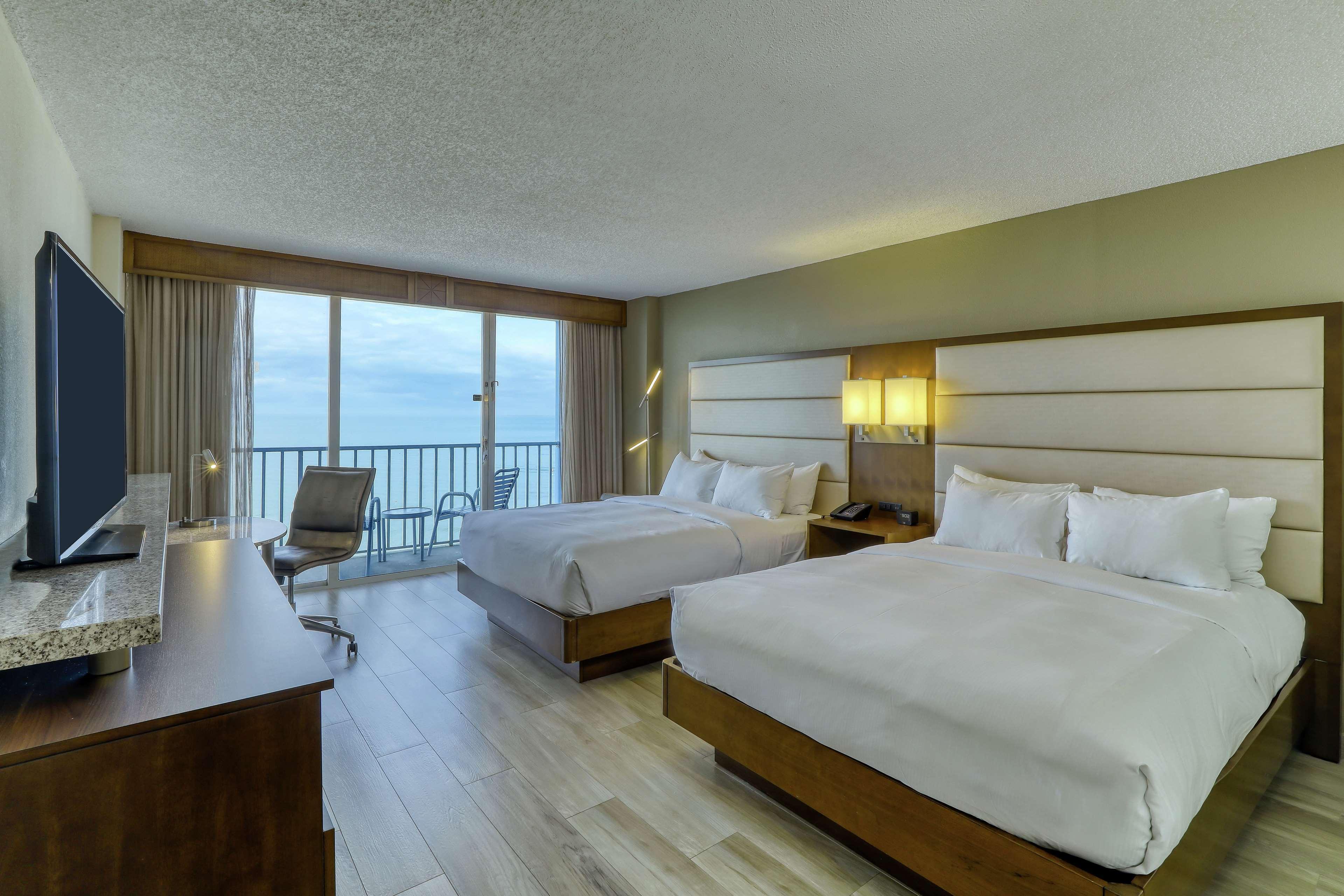 Doubletree Beach Resort By Hilton Tampa Bay - North Redington Beach St. Pete Beach Exterior photo