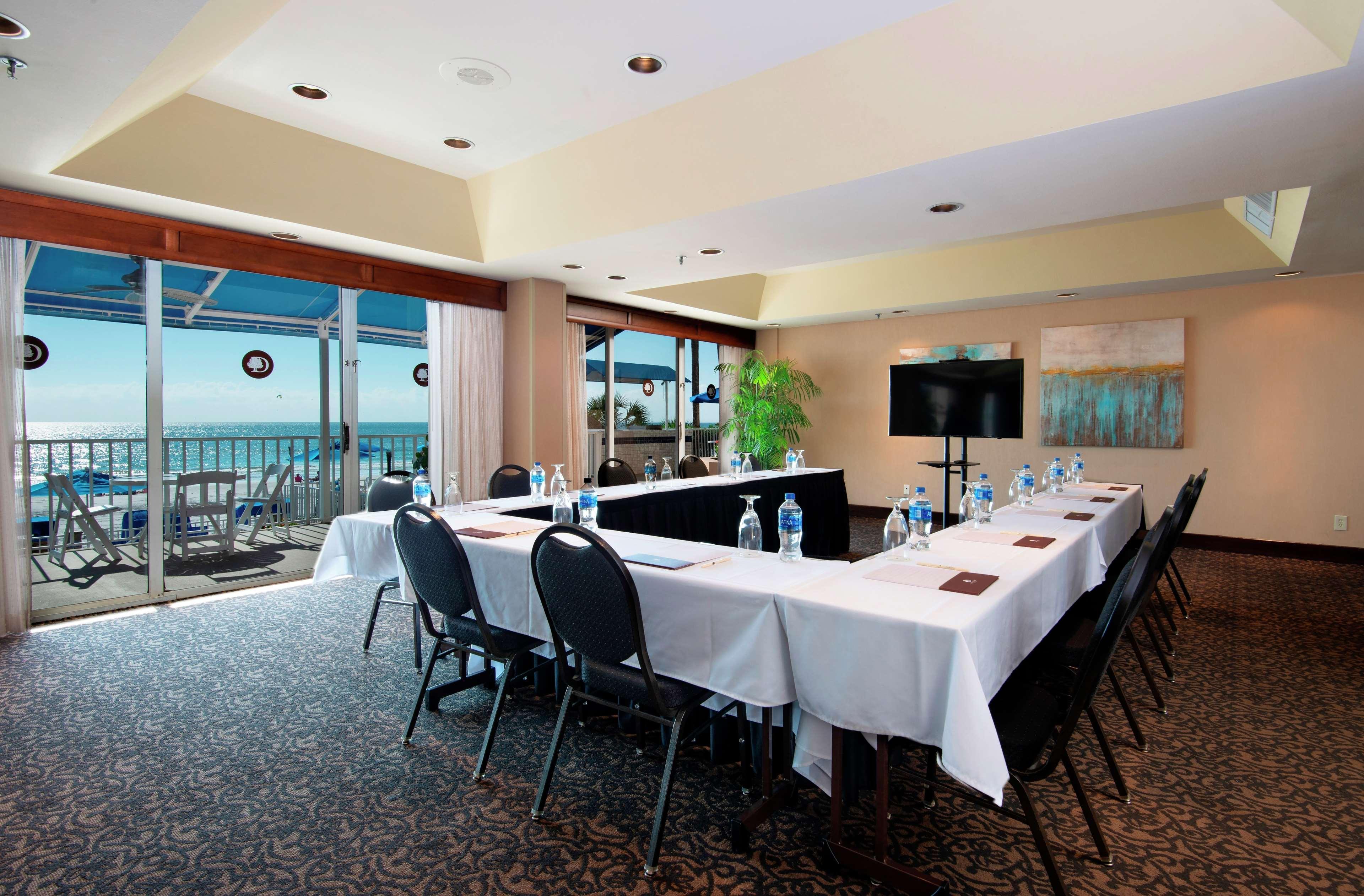 Doubletree Beach Resort By Hilton Tampa Bay - North Redington Beach St. Pete Beach Exterior photo